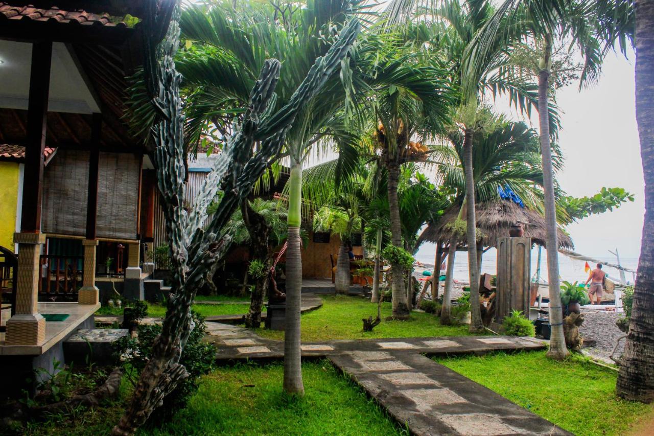 Coconut Beach Bungalows & Warung Amed Exteriér fotografie