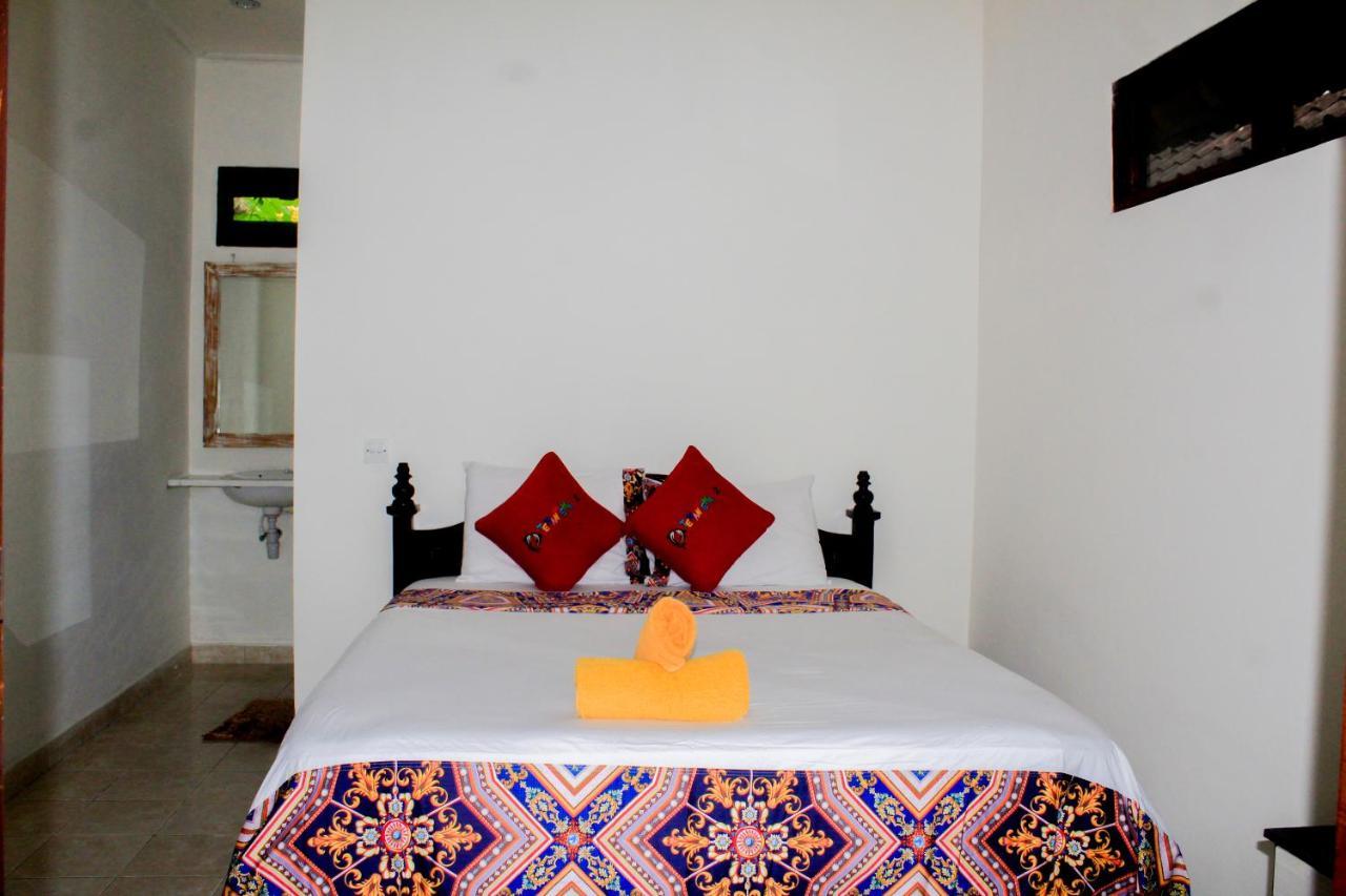 Coconut Beach Bungalows & Warung Amed Exteriér fotografie