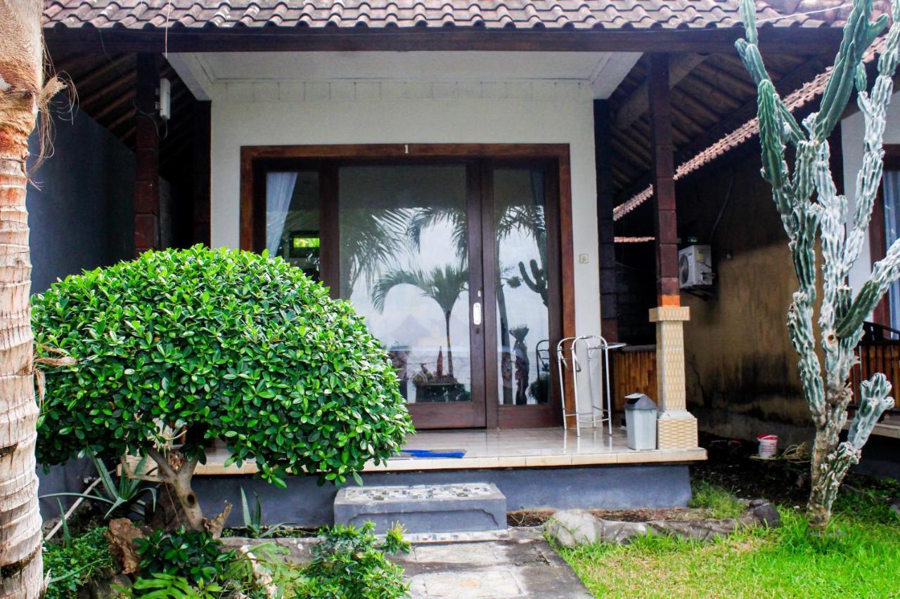 Coconut Beach Bungalows & Warung Amed Exteriér fotografie
